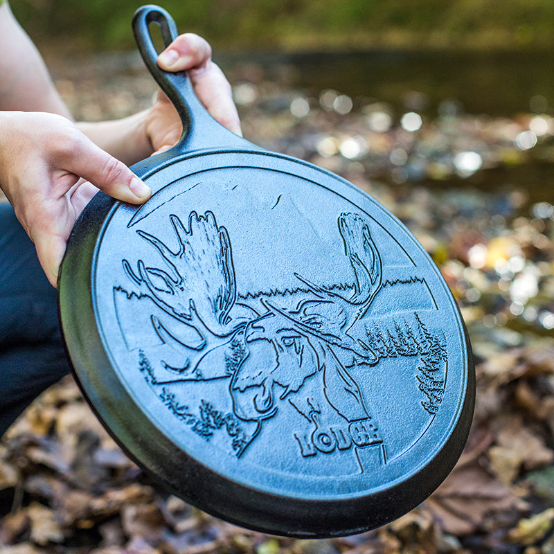 Wildlife Series® 10.5 Inch Cast Iron Moose Griddle®